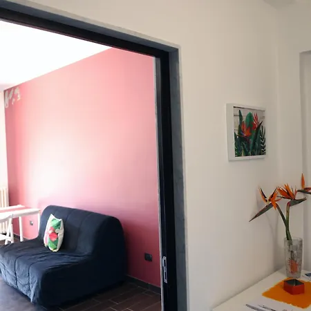 Strelitzia Апартаменты Джовинаццо