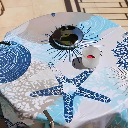 Strelitzia Апартаменты *